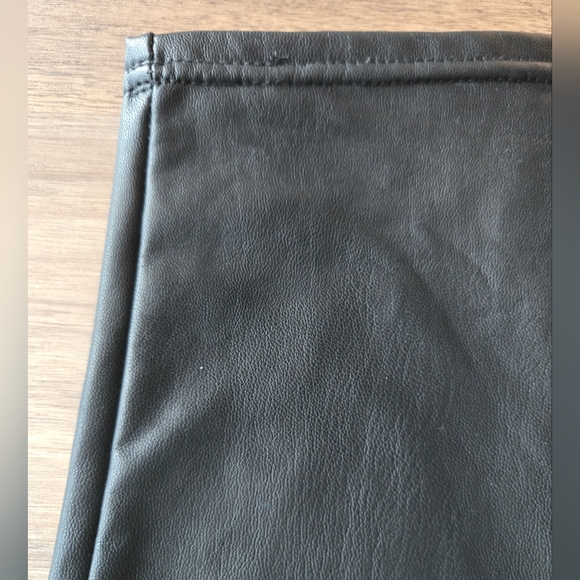Pleather leggings (S) - Picture 2 of 5